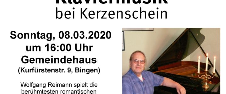 Klaviermusik bei Kerzenschein